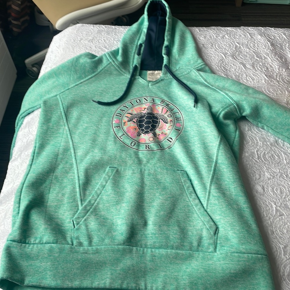 Daytona Beach, Florida hoodie size medium never worn